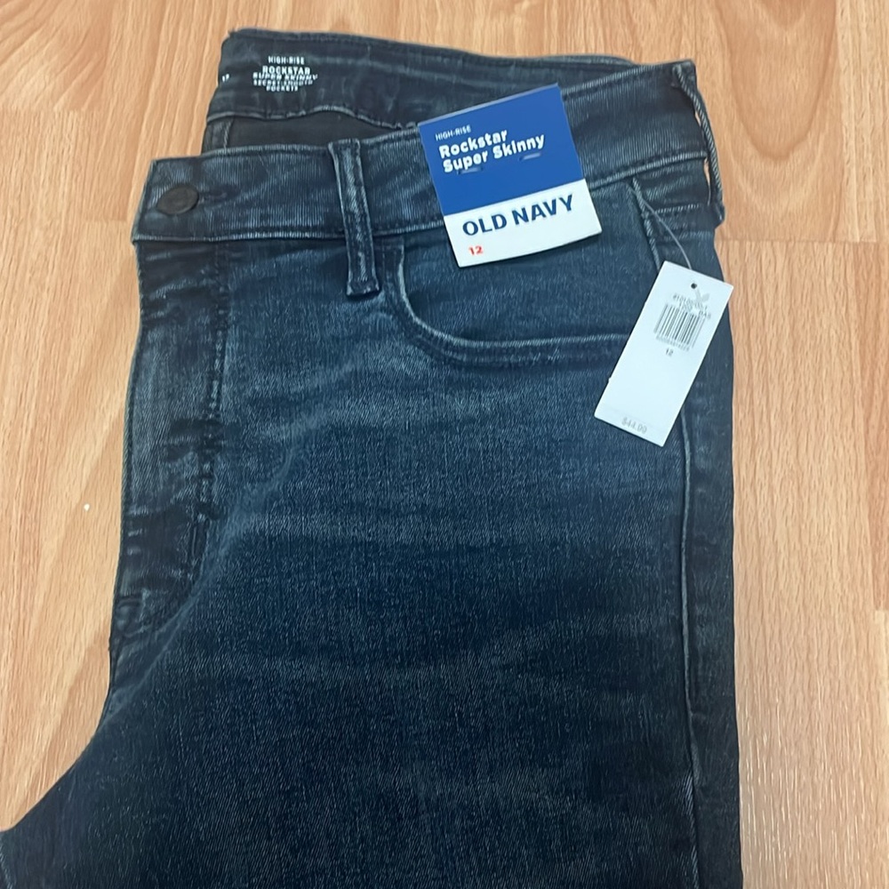 Old Navy High-Waisted Rockstar Super-Skinny Jeans